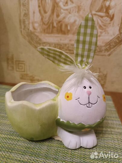 Кашпо для цветов, пасхальный кролик