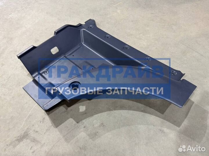 Панель подножки ступени левой для MAN TGA TGX