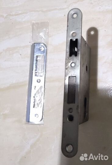 Дверной замок корпус замка