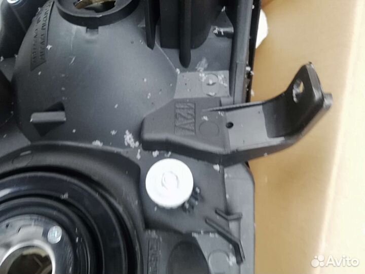 Фара тлк100 левая передняя