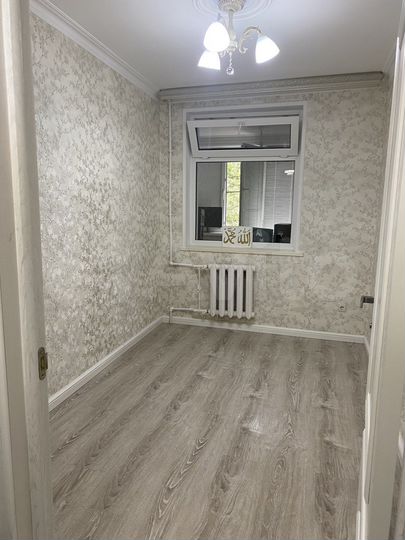 4-к. квартира, 100 м², 2/5 эт.