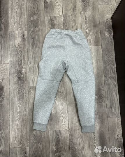 Штаны nike tech fleece