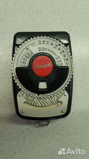 Фотоэлектрический экспонометр Ленинград типа Ю11 1