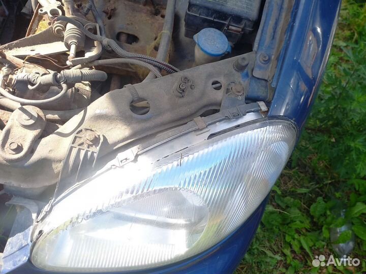 Фара Chevrolet Lanos Zaz Шанс