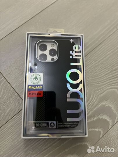 Чехол на iPhone