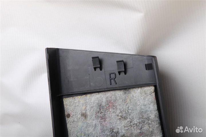 Обшивка стойки средняя правая BMW 3-серия E46 199