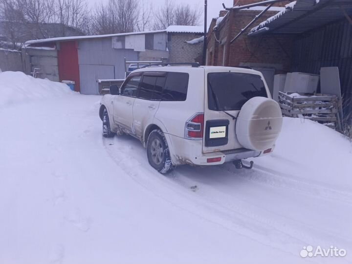 Mitsubishi Pajero 3.5 AT, 2000, 242 845 км