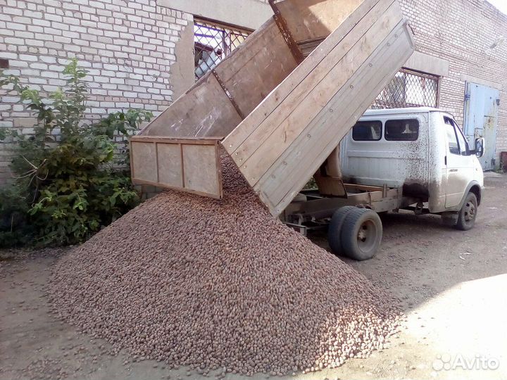 Чернозем плодородный грунт в мешках