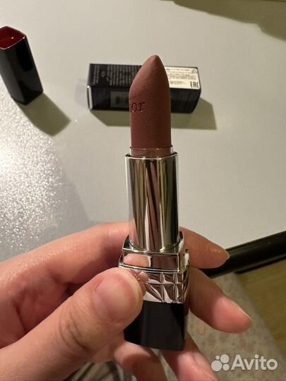 Помада dior rouge 300 nude style velvet