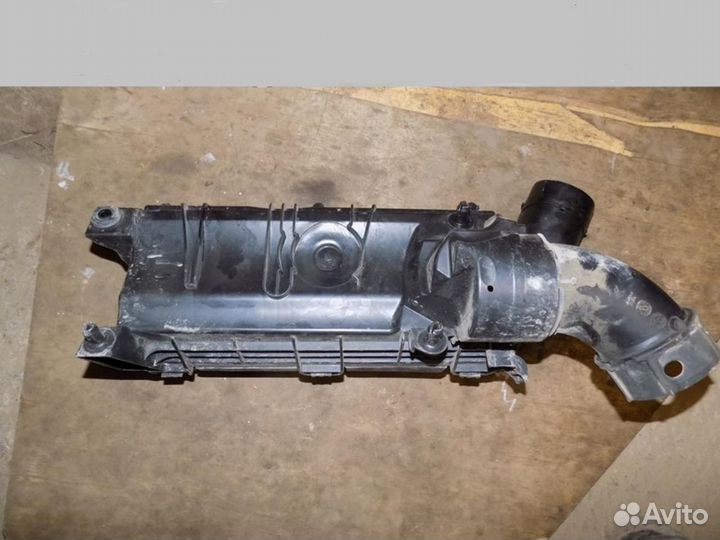 Корпус воздушного фильтра 508 2010