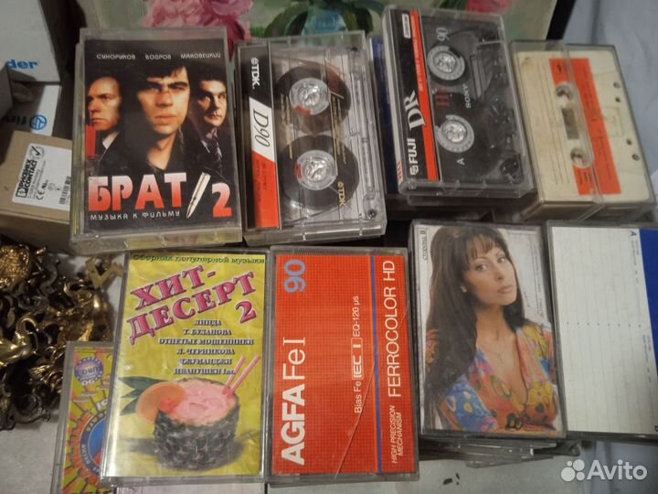 Аудиокассеты с записью