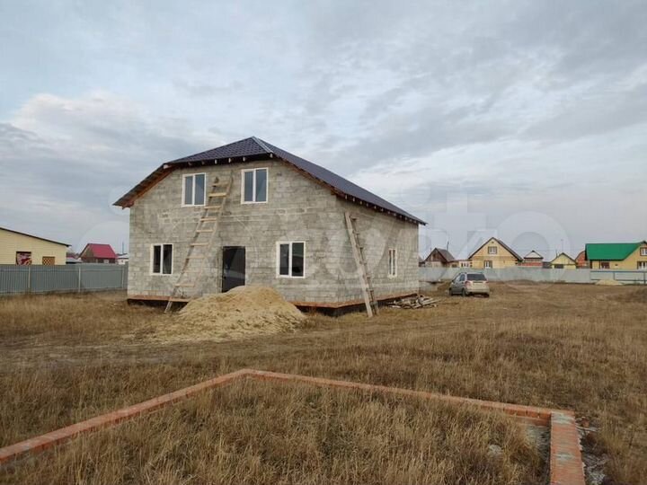 Дом 216 м² на участке 15 сот.