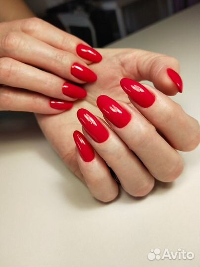 Мастер маникюра и педикюра