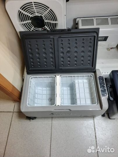 Компрессорный автохолодильник alpicool eт36 (36 л)