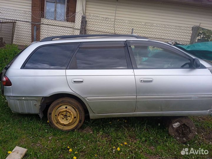 Продам двигатель и машину на запчасти