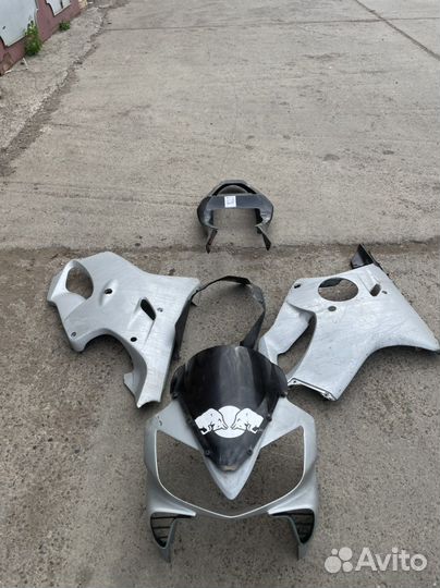 Пластик honda cbr600f4i