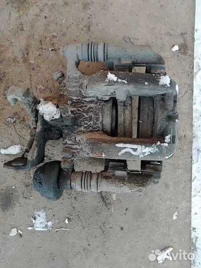 Задние суппорта Opel Zafira C