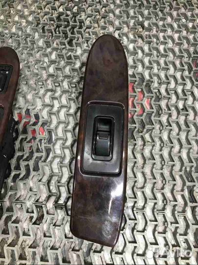 Кнопка стеклоподъемника Honda Accord