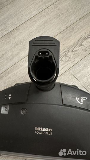 Электрощетка для пылесоса Miele