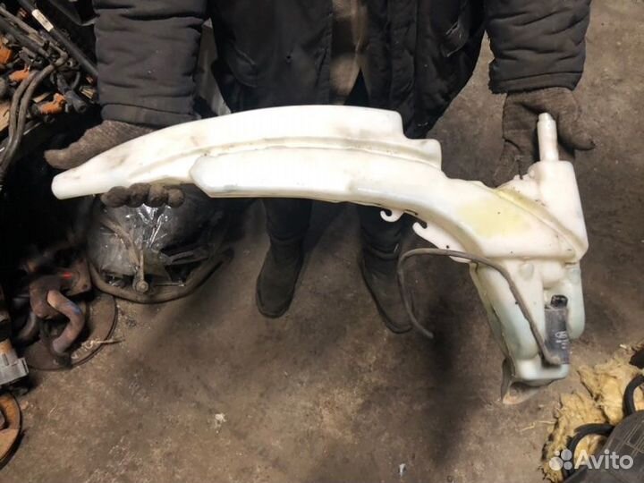 Бачок омывателя Ford Focus 1