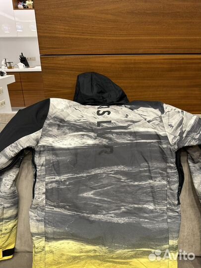 Комбинезон для сноуборда муж Quiksilver 44-46 р