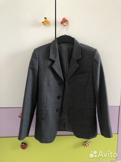 Пиджак на мальчика 140