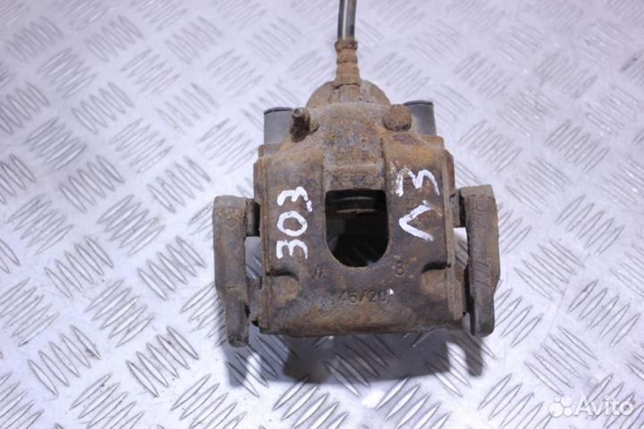 Суппорт задний левый Bmw 7 e66 2001-2008