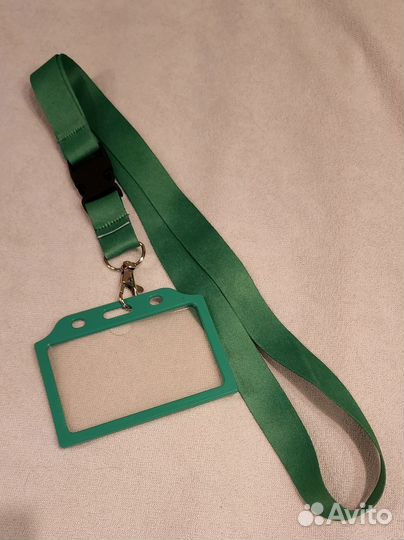 Бейдж с лентой