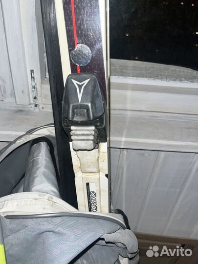 Беговые лыжи atomic и лыжные палки stc