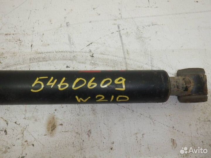 Амортизатор задний