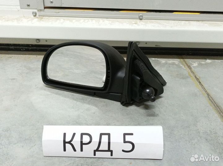 Hyundai Accent Левое зеркало