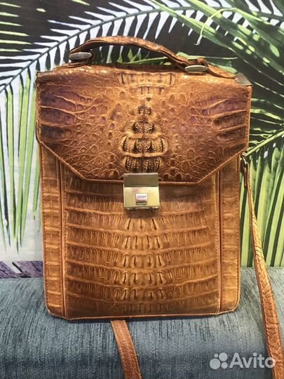 Из кожи крокодила казаки, сумка, ремень, ремешок
