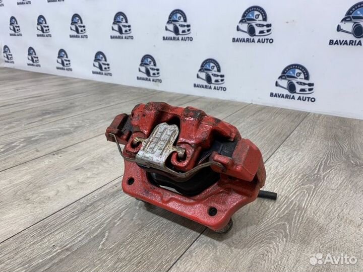 Суппорт тормозной передний правый Bmw 3 E90