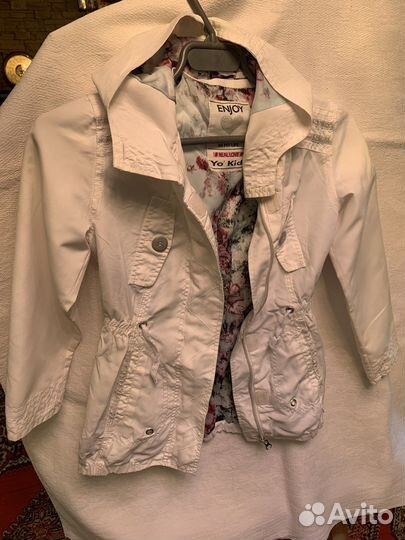 Ветровка для девочки