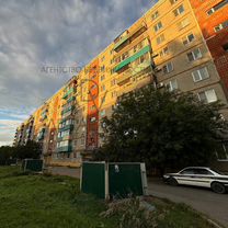 3-к. квартира, 60 м², 1/9 эт.