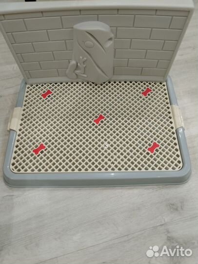 Лоток-туалет со стенкой для щенков и мелких пород