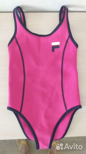 Купальник для плавания в бассейне