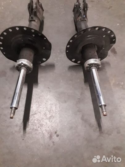 Амортизаторы передние митсубиси аутлендер 3