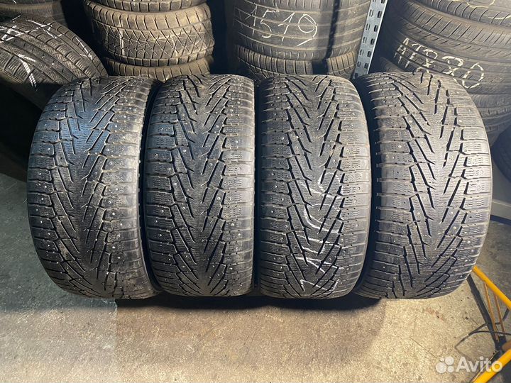 Nokian Tyres Hakkapeliitta 7 SUV 295/40 R21 111T