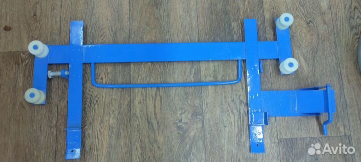 Для натягивания проволоки на рамки