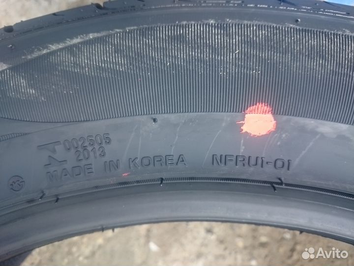 Nexen N Fera RU1 235/50 R19 99V