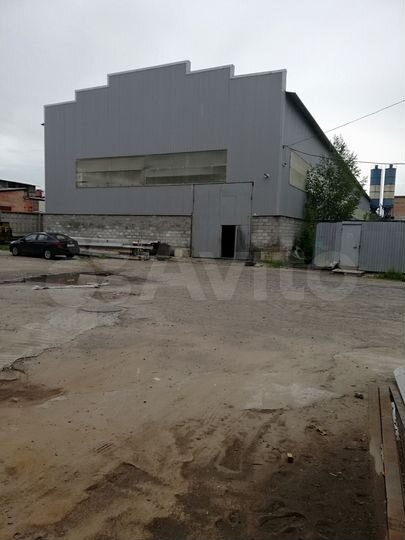 Склад, 1300 м²