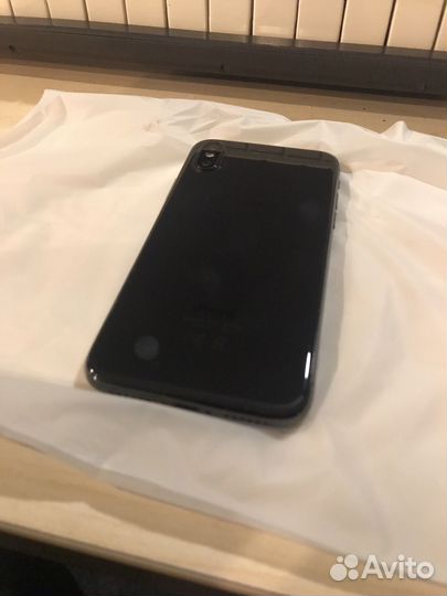 iPhone X, 256 ГБ