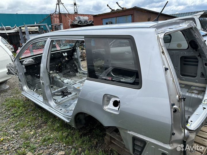 Кузов Lancer Wagon без ржавчины. Б/П по РФ. 2WD