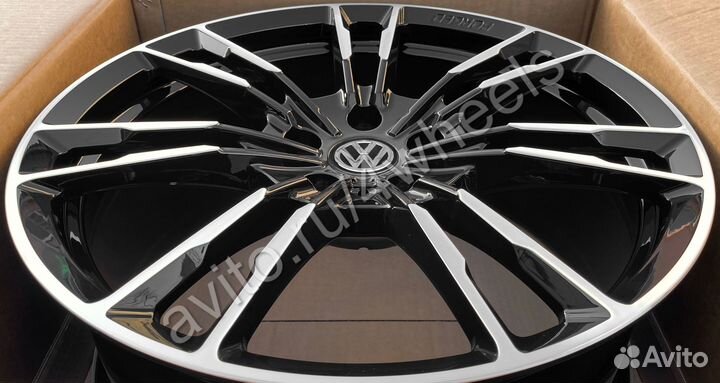 Кованые диски Volkswagen Touareg R19 наличие