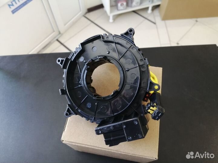 Шлейф нов подрулевой Land Cruiser 100 98-07 2фишки