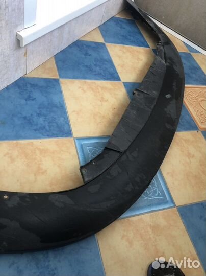 Нижняя губа переднего бампера passat b6