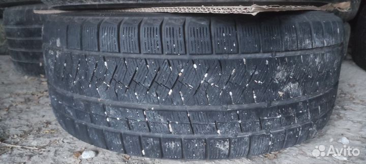 Triangle Snowlink TWT02 245/40 R19