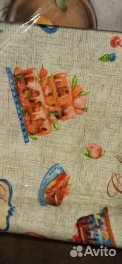 Скатерть 145*145, новая