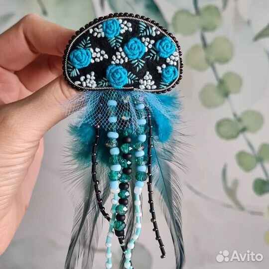 Брошь ручной работы